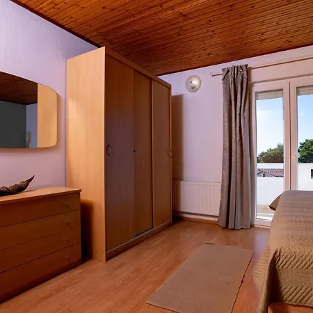 Nada Apartman *