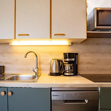 Nada Apartman Banjol