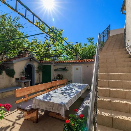 Nada Apartman